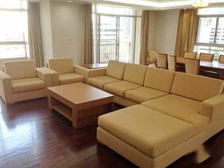 For rent 3 bedrooms apartment in Watthana, Bangkok