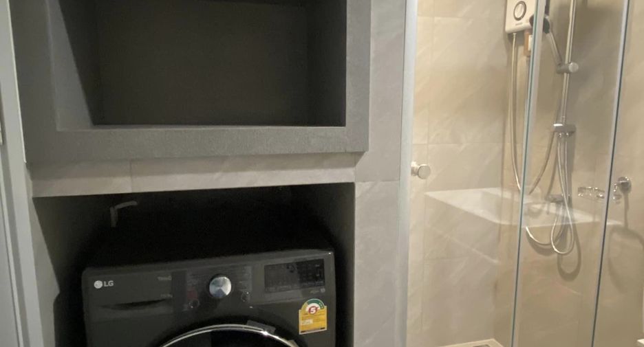 For rent studio condo in Bang Rak, Bangkok