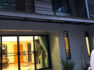 For sale 4 bedrooms townhouse in Bang Kapi, Bangkok