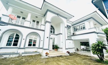 For rent 4 bedrooms house in Bang Khen, Bangkok