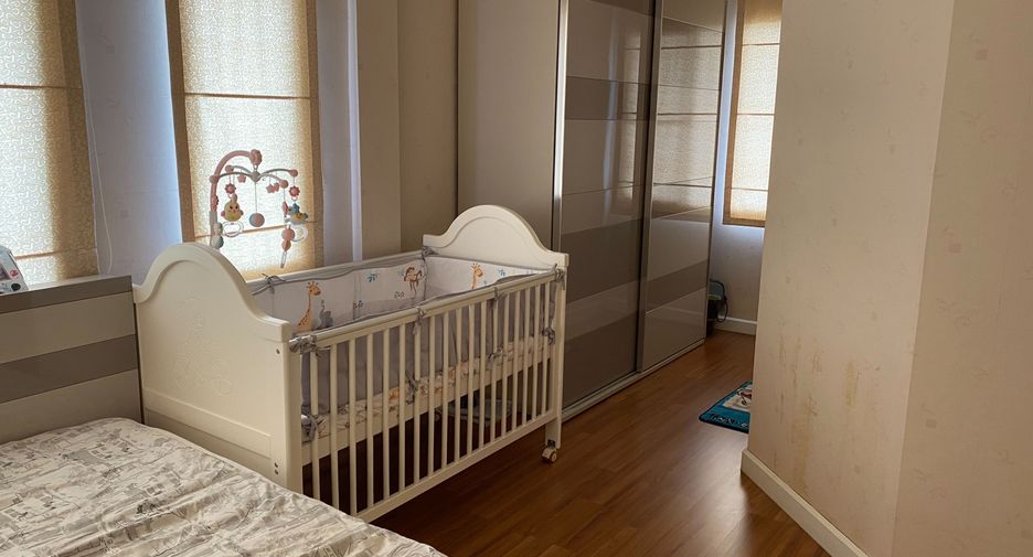For sale 3 bedrooms house in Phasi Charoen, Bangkok
