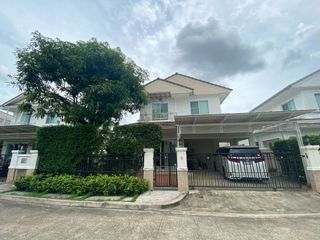 For sale 3 bedrooms house in Phasi Charoen, Bangkok