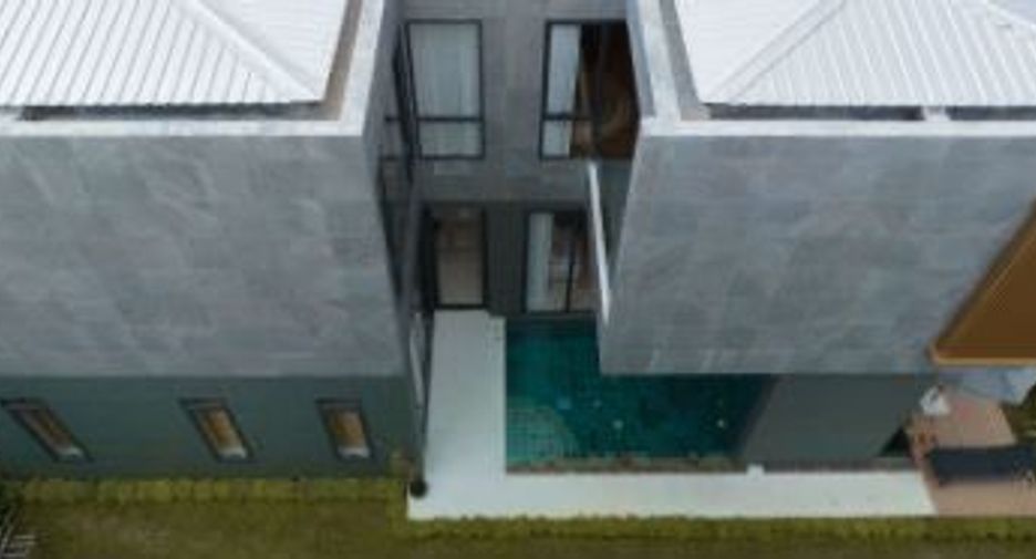 For rent 3 bedrooms villa in Mueang Phuket, Phuket
