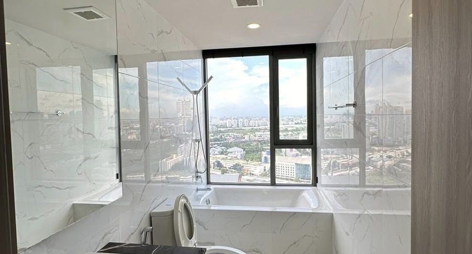For rent 1 bed condo in Watthana, Bangkok