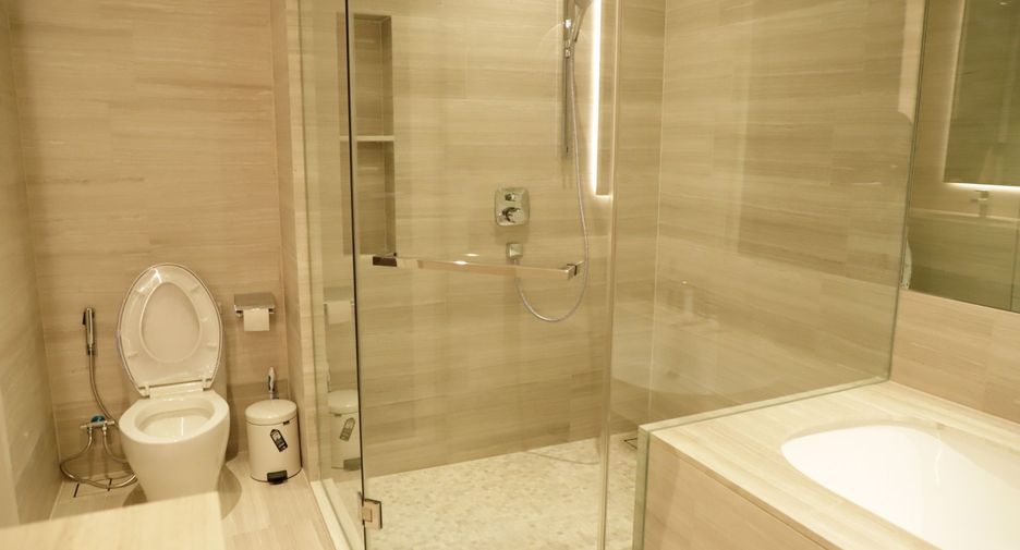 For rent 1 bed condo in Khlong Toei, Bangkok
