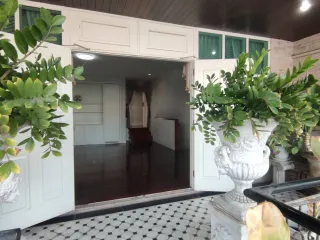 For rent 3 bedrooms townhouse in Watthana, Bangkok