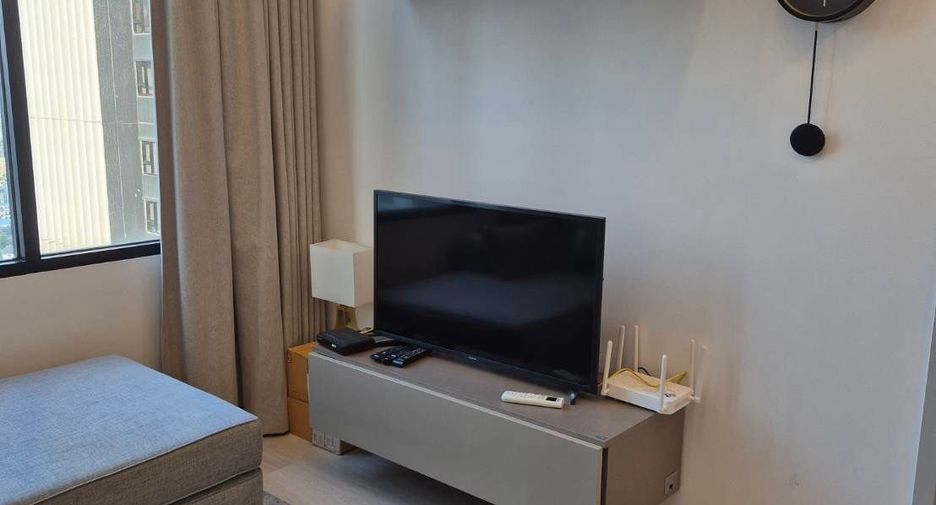 For rent 2 bedrooms condo in Sathon, Bangkok