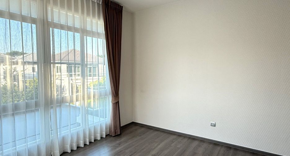 For rent 4 bedrooms house in Prawet, Bangkok