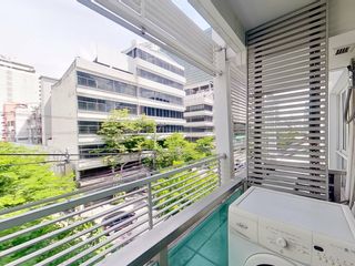 For rent 2 bedrooms condo in Bang Rak, Bangkok