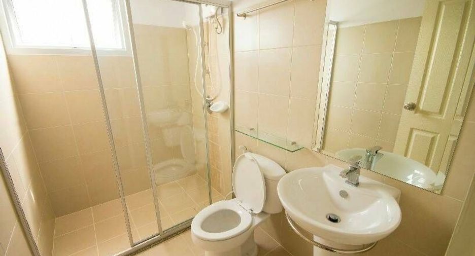 For sale and for rent 2 bedrooms condo in Watthana, Bangkok