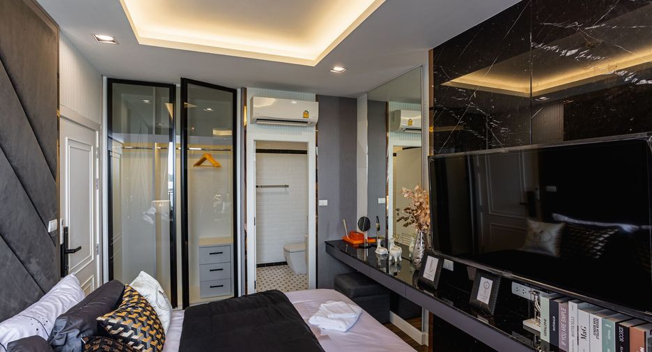 For sale 1 bed condo in Lat Phrao, Bangkok