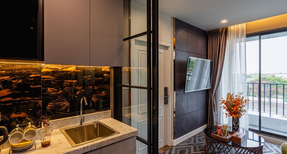 For sale 1 bed condo in Lat Phrao, Bangkok