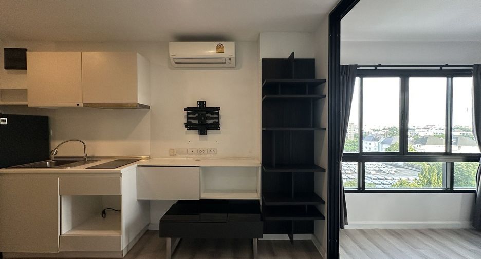 For sale studio condo in Mueang Samut Prakan, Samut Prakan