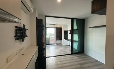 À vendre studio condo à Mueang Samut Prakan, Samut Prakan