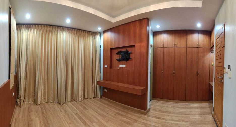 For sale 3 bedrooms townhouse in Mueang Phuket, Phuket