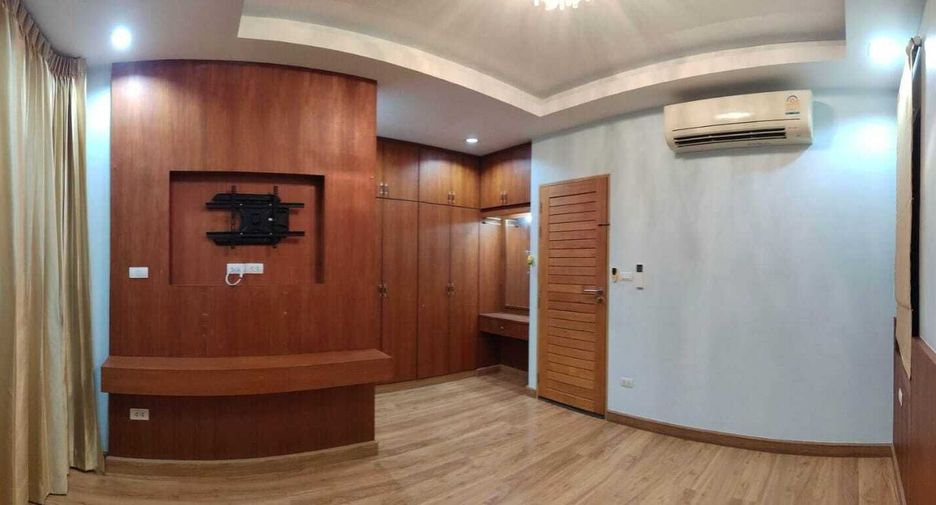 For sale 3 bedrooms townhouse in Mueang Phuket, Phuket