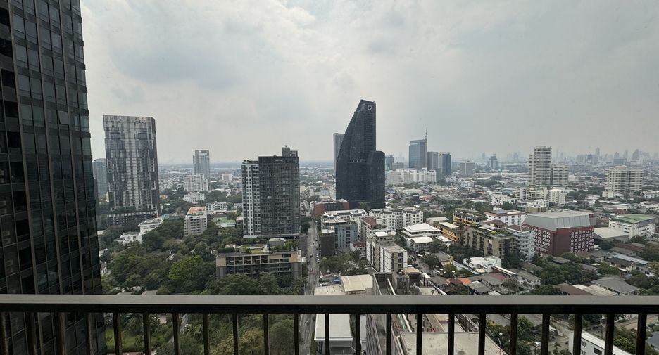 Wohnung zum Kauf und zur Miete mit 1 Zimmer in Khlong Toei, Bangkok