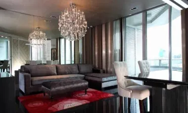 For rent 2 bedrooms condo in Bang Rak, Bangkok