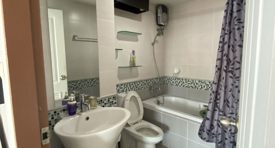 Condo en venta de 2 habitaciones en Khlong Toei, Bangkok