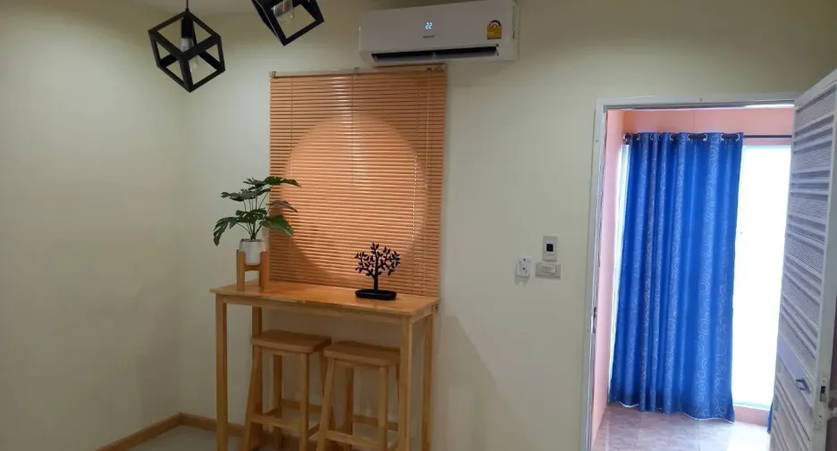 À vendre 4 chambres maison à Bang Khae, Bangkok