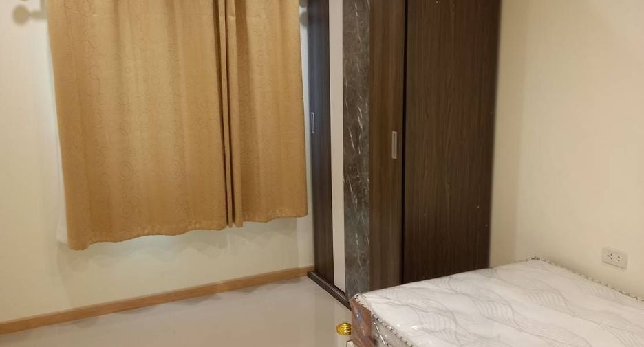 À vendre 4 chambres maison à Bang Khae, Bangkok