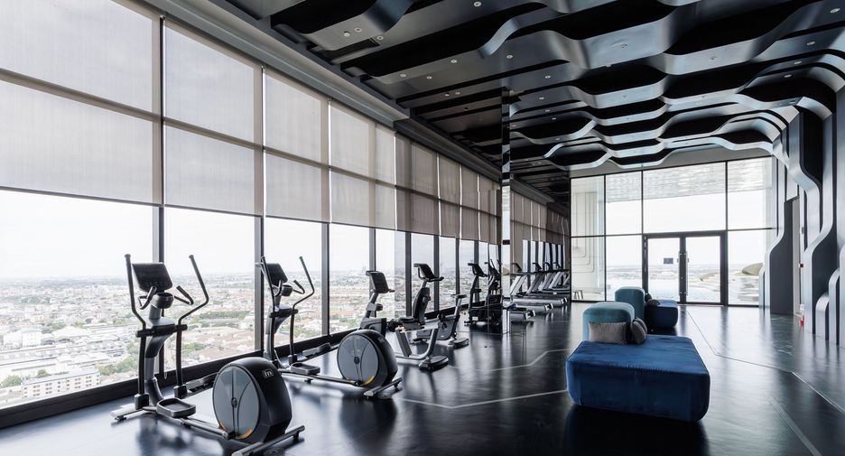 For sale 2 bedrooms condo in Mueang Samut Prakan, Samut Prakan