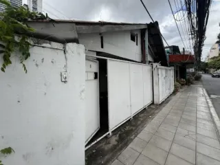 For rent retail Space in Pathum Wan, Bangkok