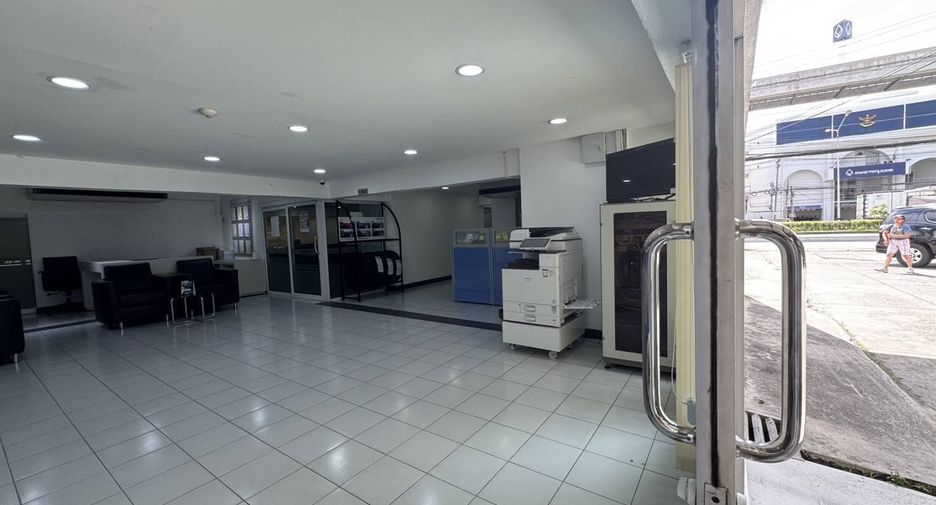 For rent retail Space in Bang Khen, Bangkok