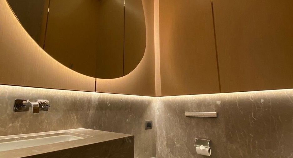 À louer 1 chambre condo à Pathum Wan, Bangkok