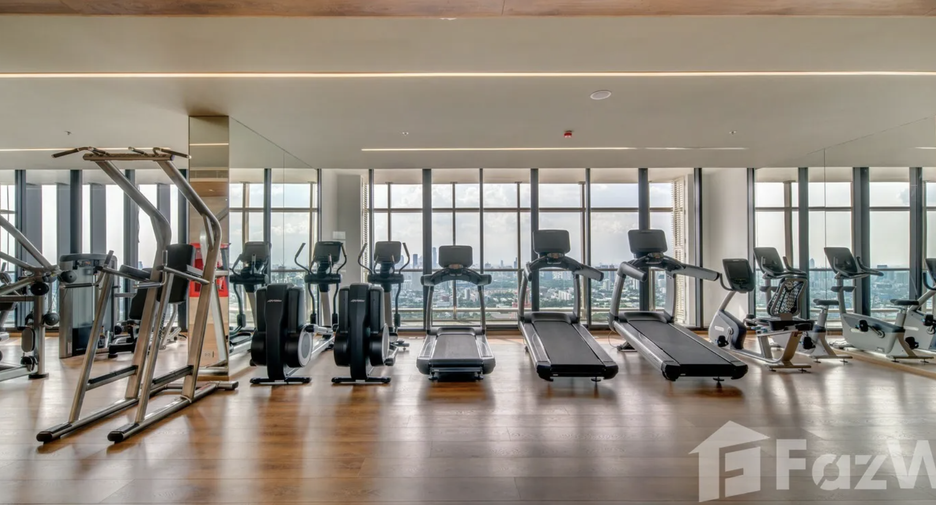 For sale studio condo in Khlong Toei, Bangkok