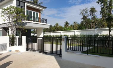 Casa en venta de 4 habitaciones en Nong Khaem, Bangkok