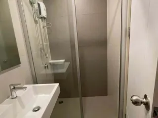 For rent studio condo in Phaya Thai, Bangkok