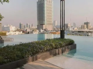 For rent studio condo in Phaya Thai, Bangkok