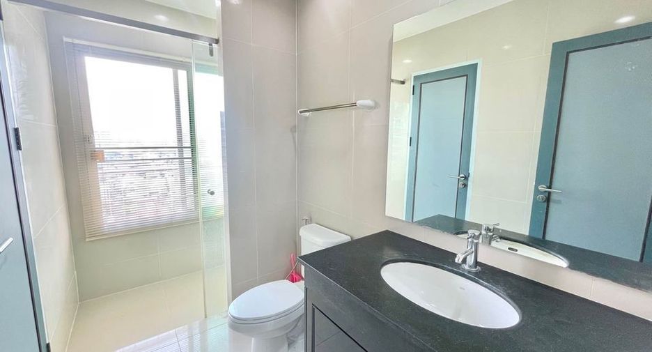 Wohnung zur Miete mit 2 Zimmer in Watthana, Bangkok