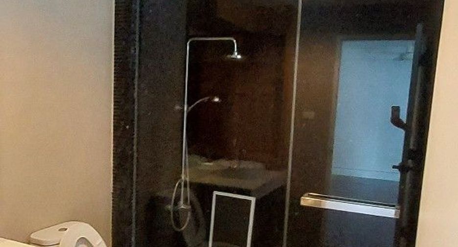 For rent 2 bedrooms condo in Sathon, Bangkok