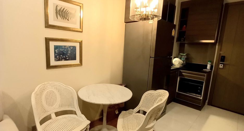 For rent 1 bed condo in Khlong Toei, Bangkok