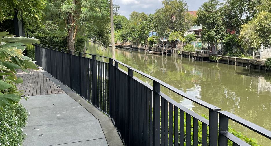Wohnung zum Kauf mit Studio in Phasi Charoen, Bangkok