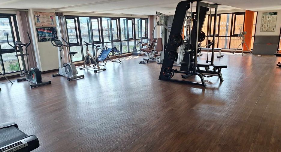 For rent 2 bedrooms condo in Chatuchak, Bangkok