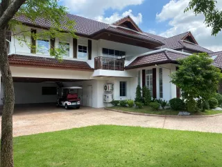 出租 6 卧室 独立屋 在 Suan Luang, 曼谷