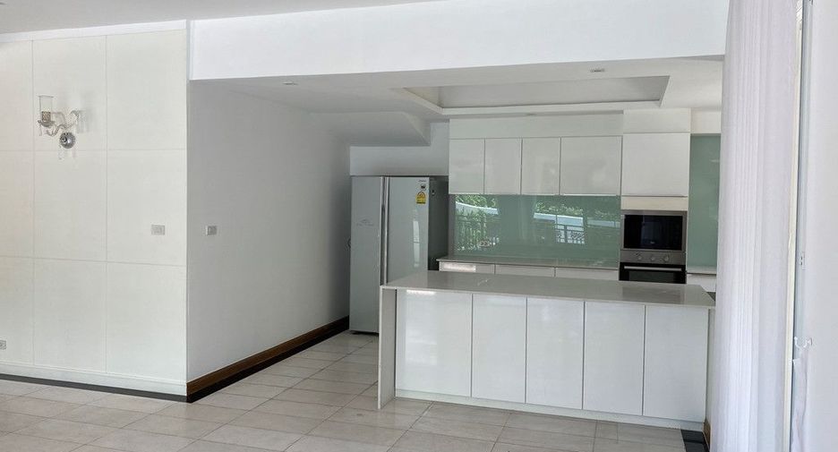 Haus zur Miete mit 6 Zimmer in Suan Luang, Bangkok