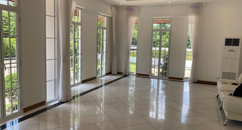 Haus zur Miete mit 6 Zimmer in Suan Luang, Bangkok