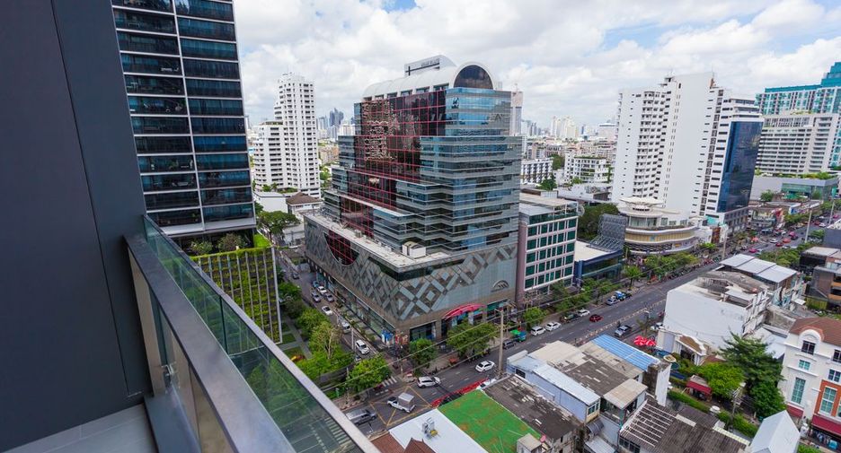 For rent 1 bed condo in Watthana, Bangkok