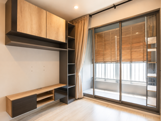 For sale 1 bed condo in Bang Na, Bangkok