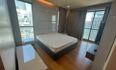 Condo en alquiler de 3 habitaciones en Sathon, Bangkok