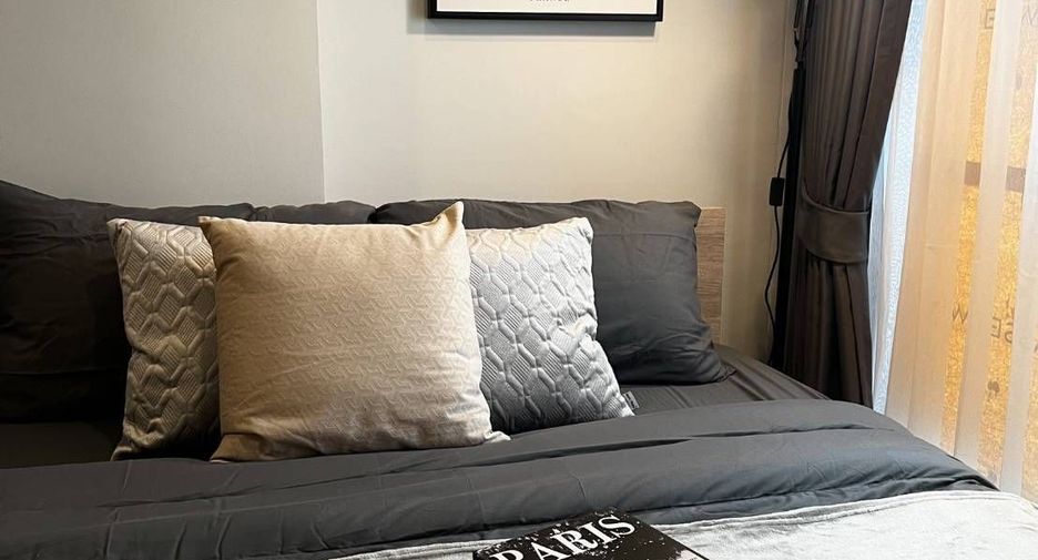 For rent studio condo in Khlong Toei, Bangkok