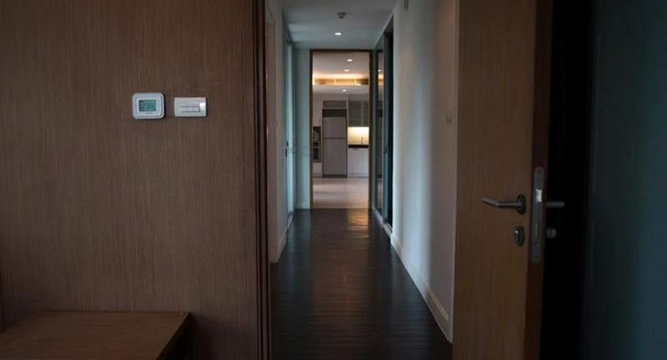 For rent 3 bedrooms condo in Watthana, Bangkok