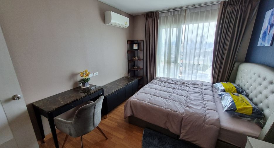 For sale and for rent 3 bedrooms condo in Yan Nawa, Bangkok