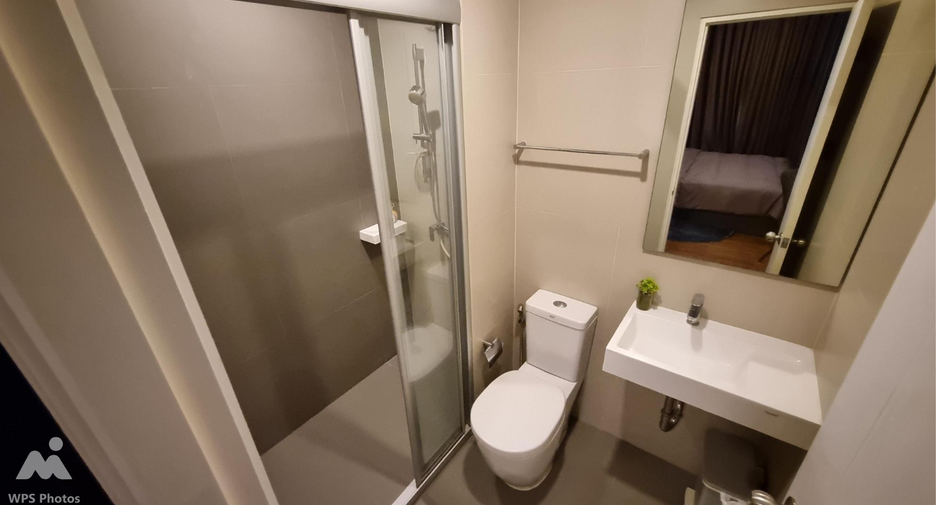 For sale and for rent 3 bedrooms condo in Yan Nawa, Bangkok