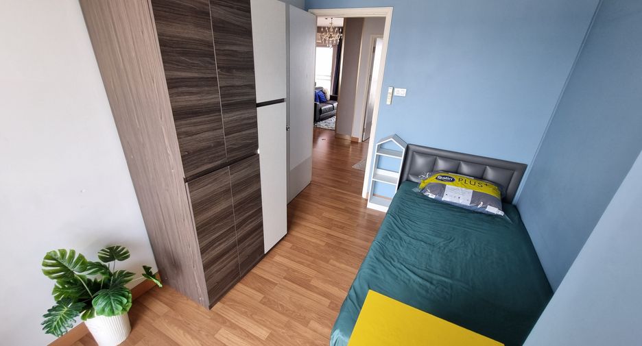 For sale and for rent 3 bedrooms condo in Yan Nawa, Bangkok