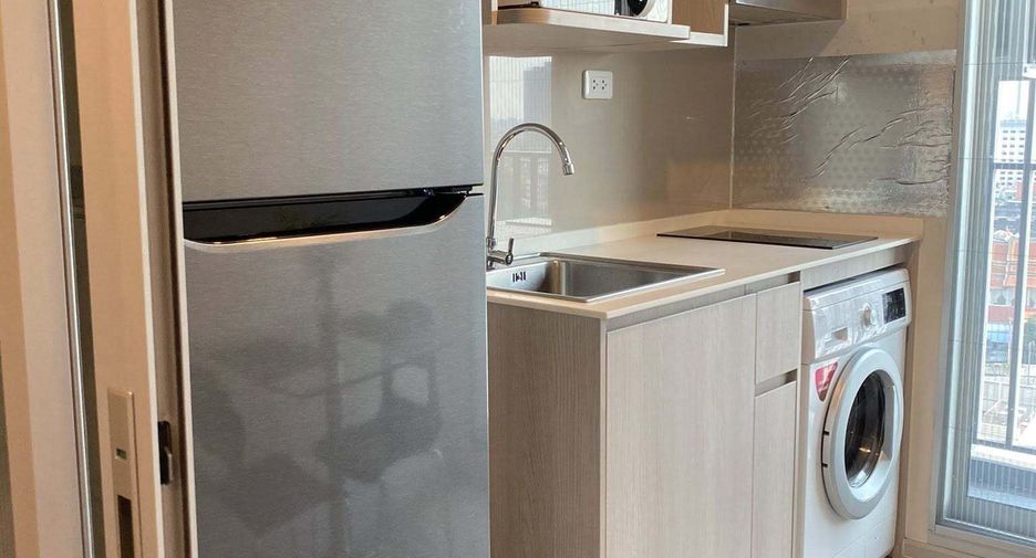 For rent 1 Beds condo in Bang Phlat, Bangkok